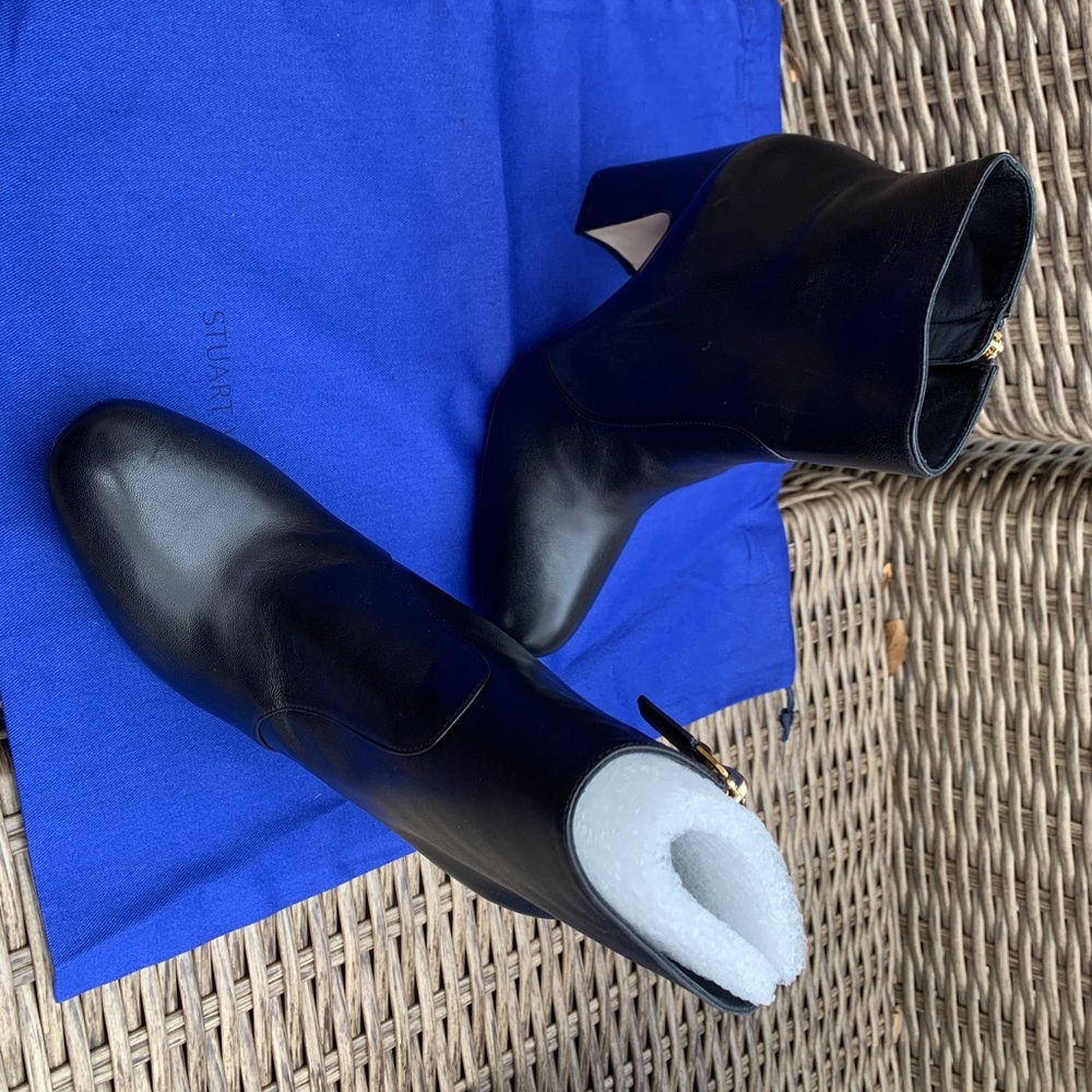 Stuart Weitzman size 7 boots